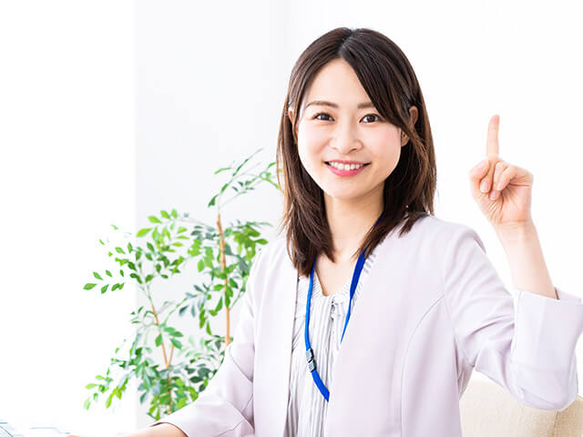 未経験からWeb業界へ挑戦して成功した女性の写真