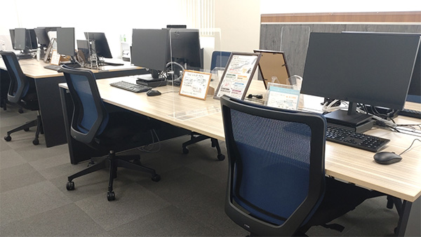 横浜教室の入口画像