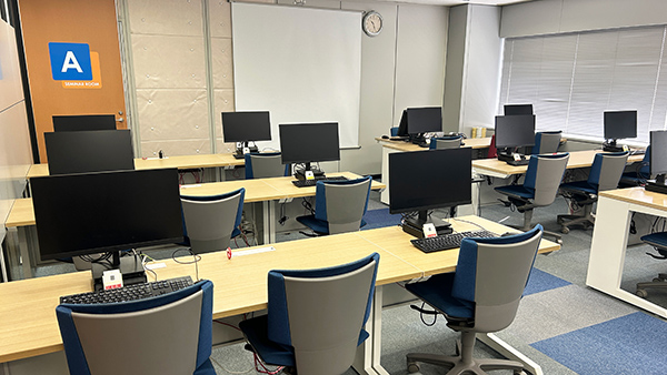 新宿教室の試験センター画像